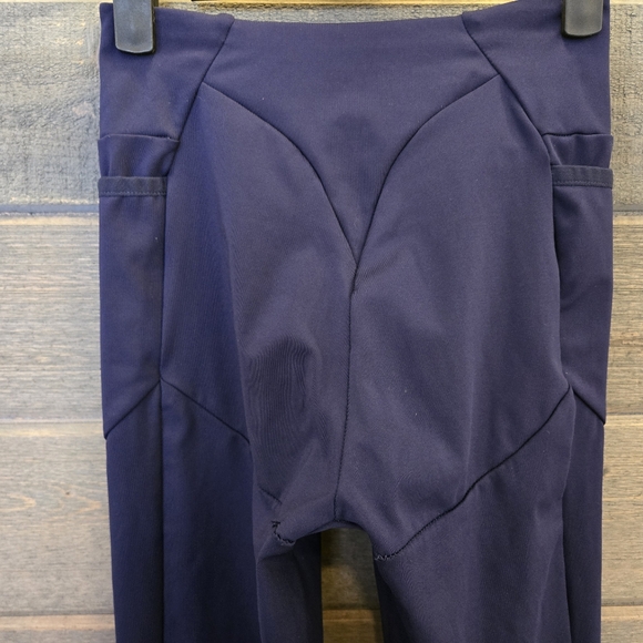 Gymshark Women's Asymmetrical Navy & Yellow Leggings - Picture 10 of 12